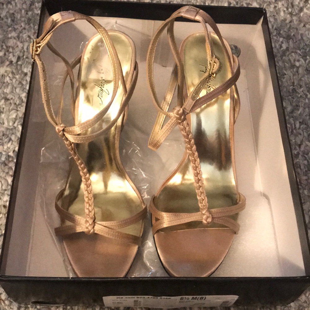 Dress Sandals (Gold)